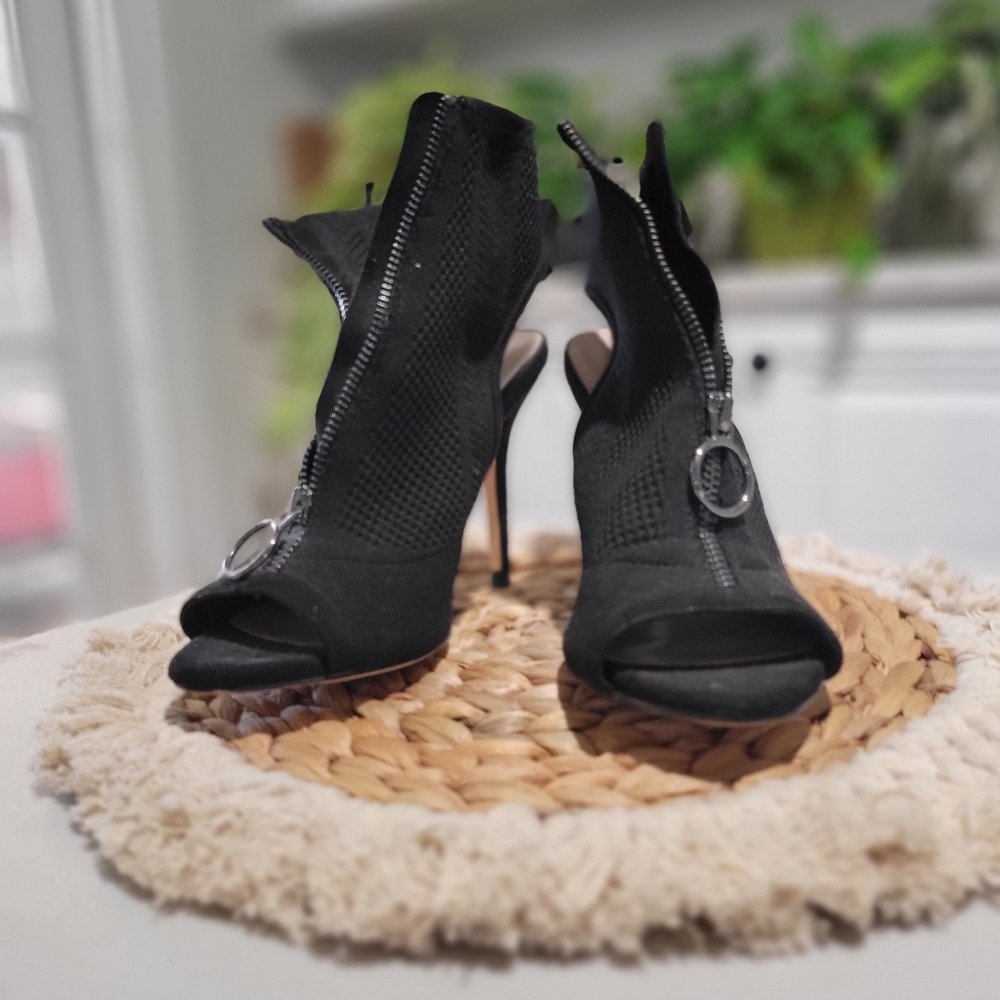Zara knit zip booties